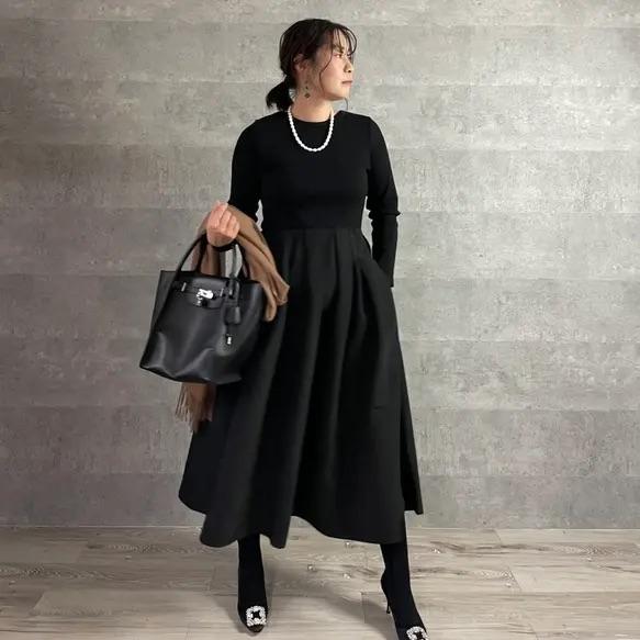 パール付きリブ切り替えワンピース